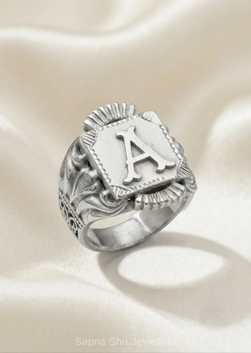 Personalised 925 Silver Ring - Image 1 of 3 Personalised 925 Silver Ring - View 1