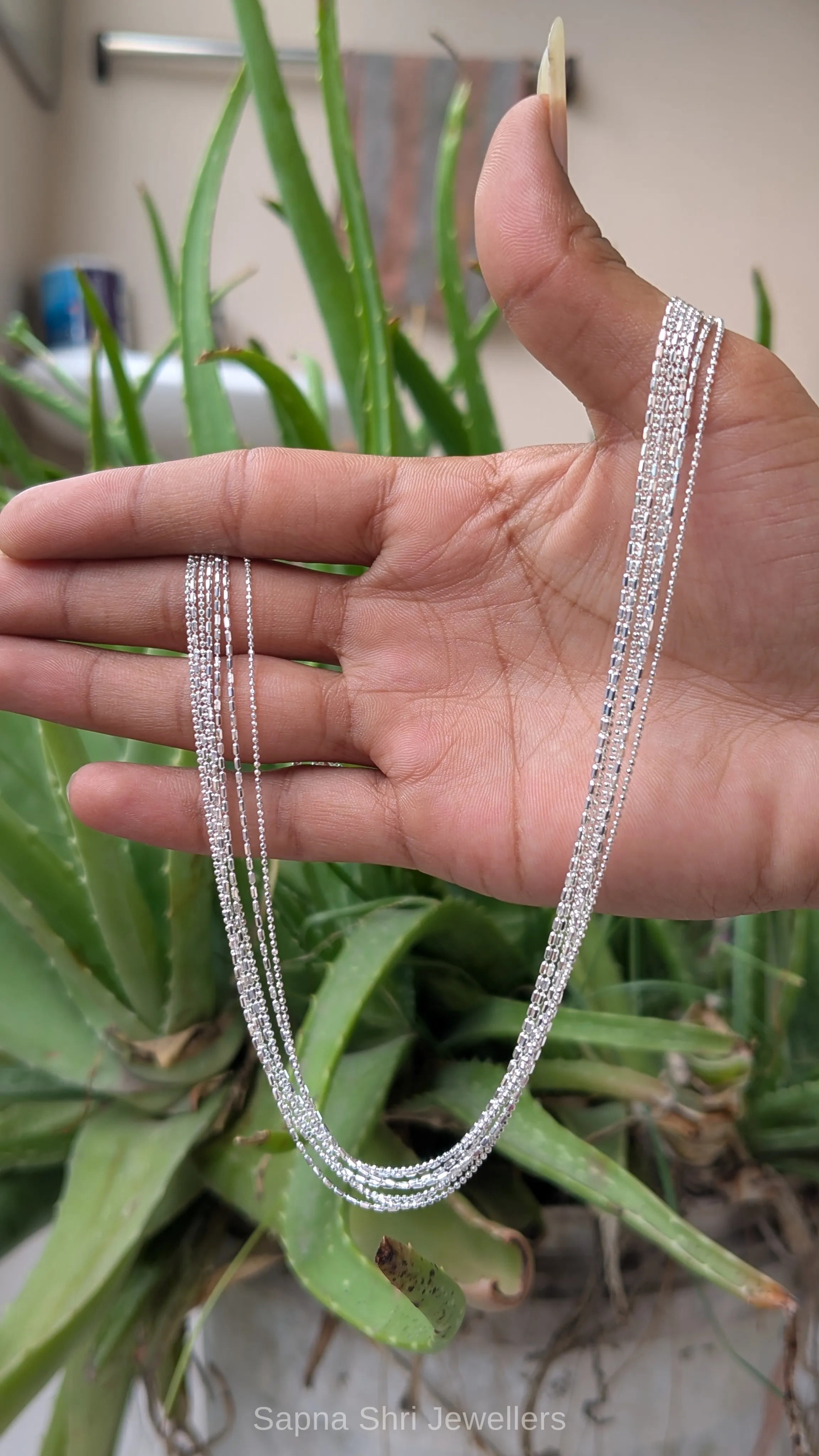 925 Sterling Silver Dokiya Silver Chain - Image 1 of 4 925 Sterling Silver Dokiya Silver Chain - View 1