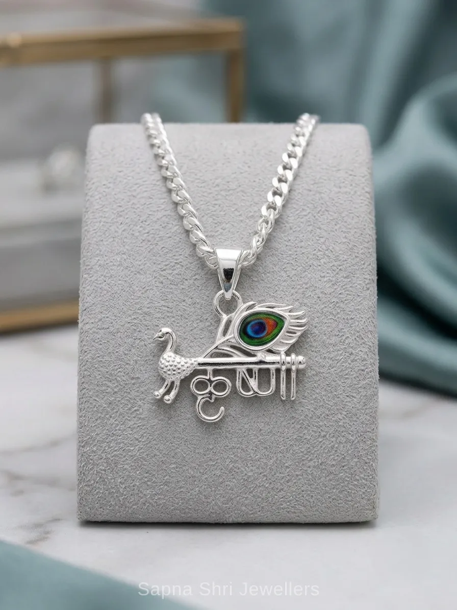 925 Sterling Silver Lord Krishna Silver Pendant Symbol of Love - Image 1 of 4 925 Sterling Silver Lord Krishna Silver Pendant Symbol of Love - View 1