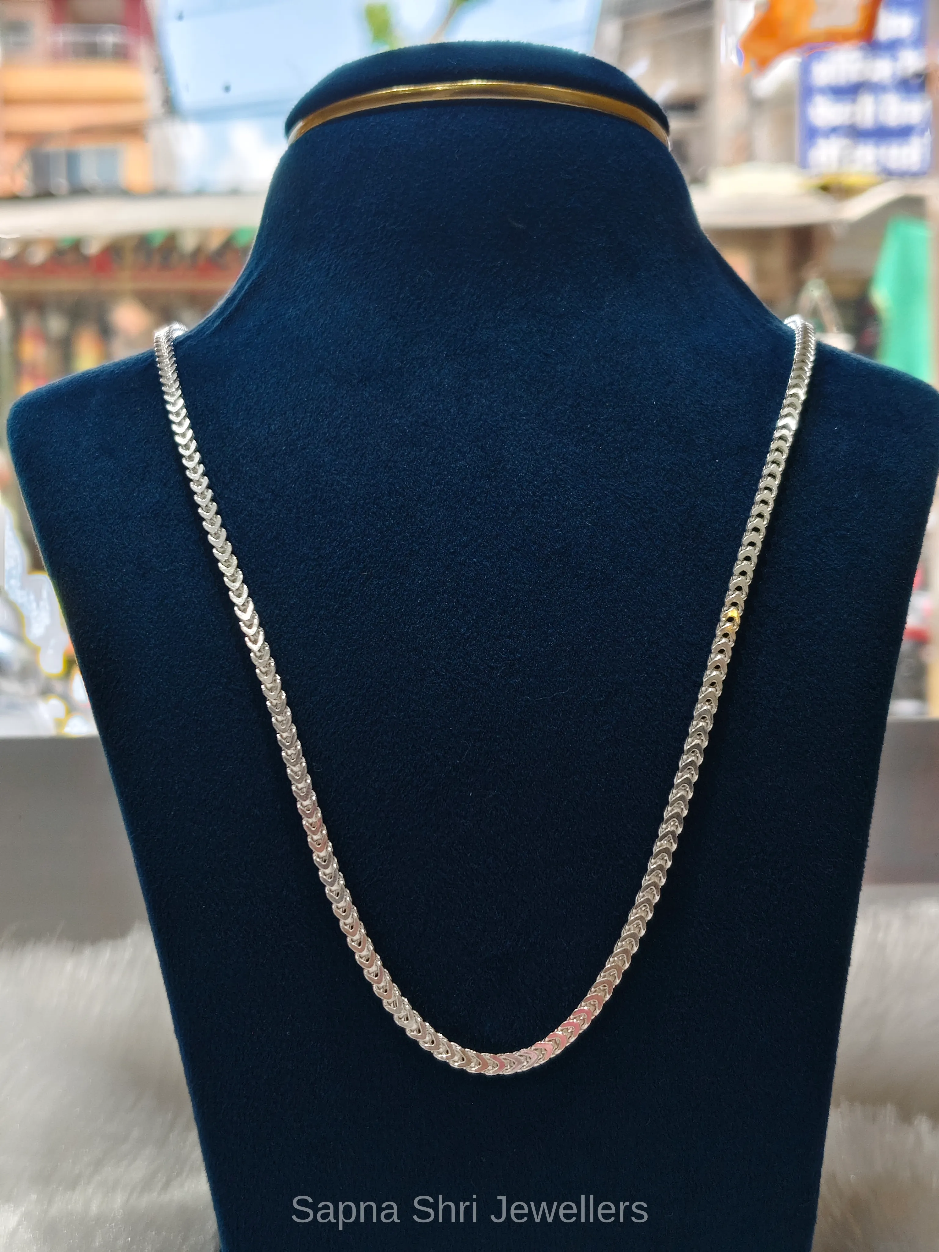 Classic Herringbone Silver Chain - Image 1 of 4 Classic Herringbone Silver Chain - View 1