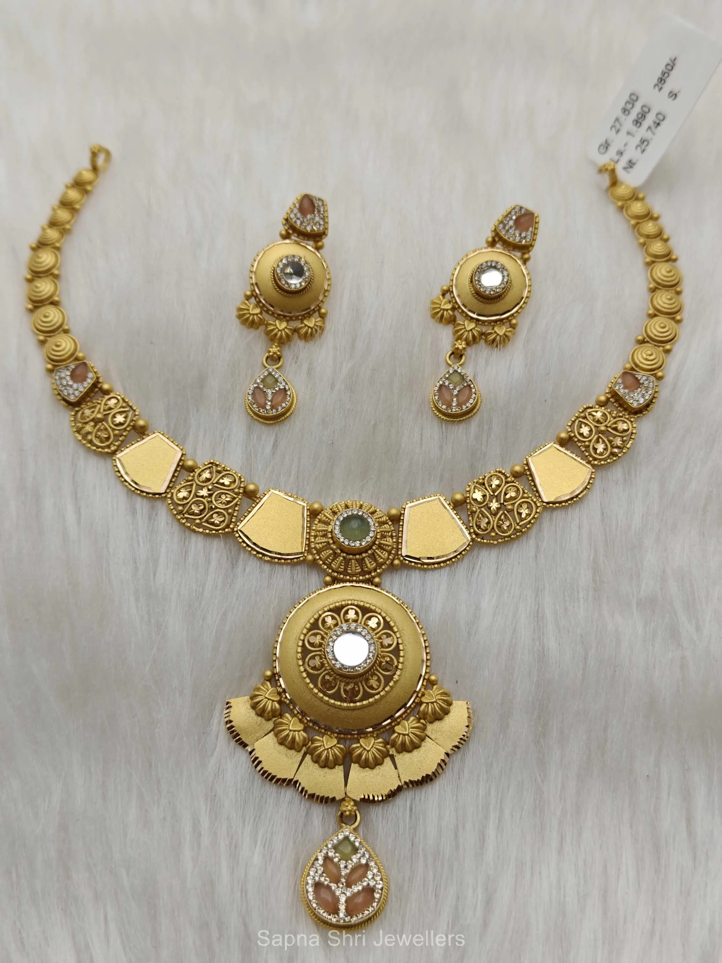 Antique Haar | एंटीक हार