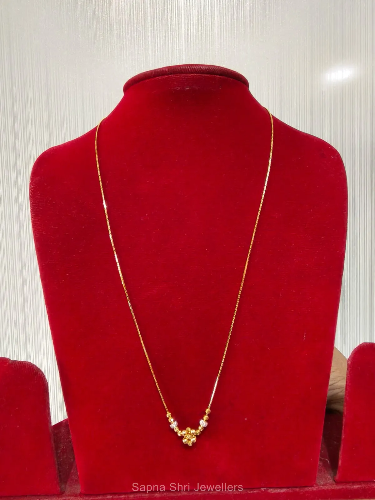 Ladies Chain | सोने की चैन thumbnail 2