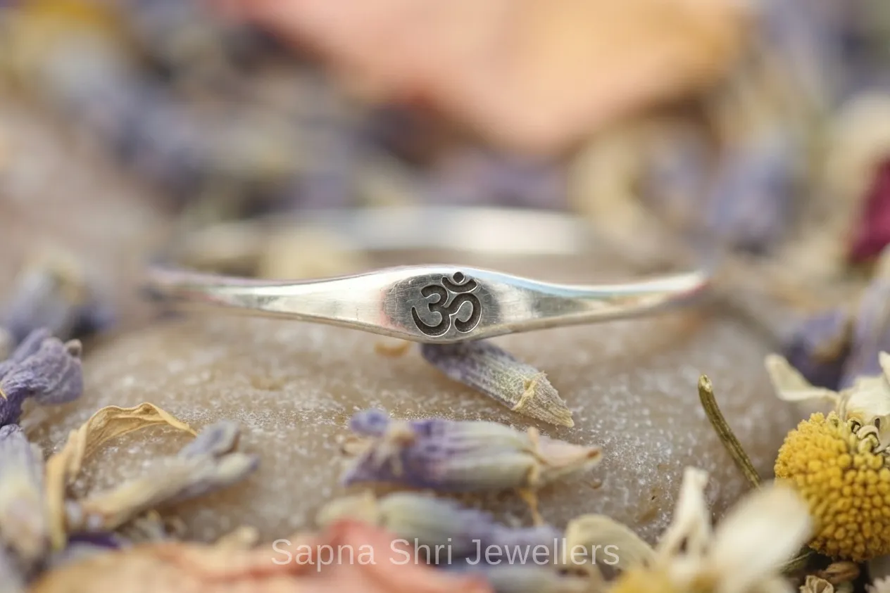 Minimalist Om Signet Ring thumbnail 2