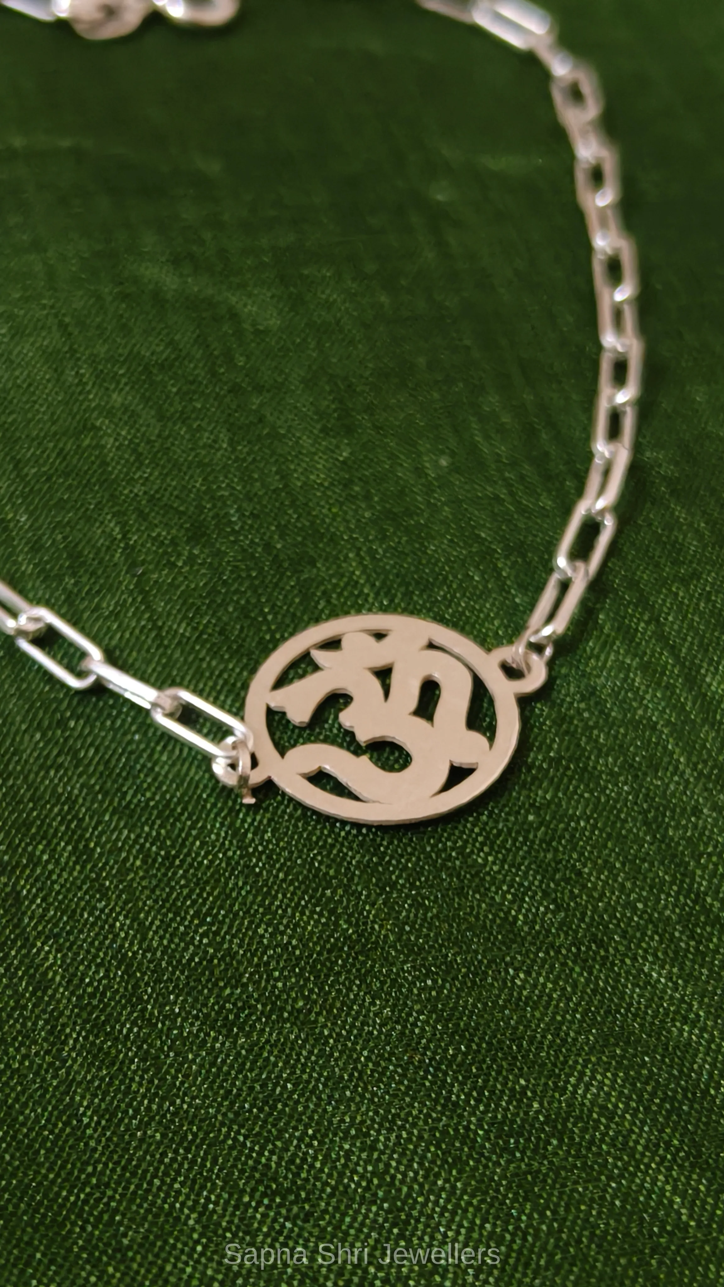 Om Symbol 925 Sterling Silver Rakhi Bracelet thumbnail 4