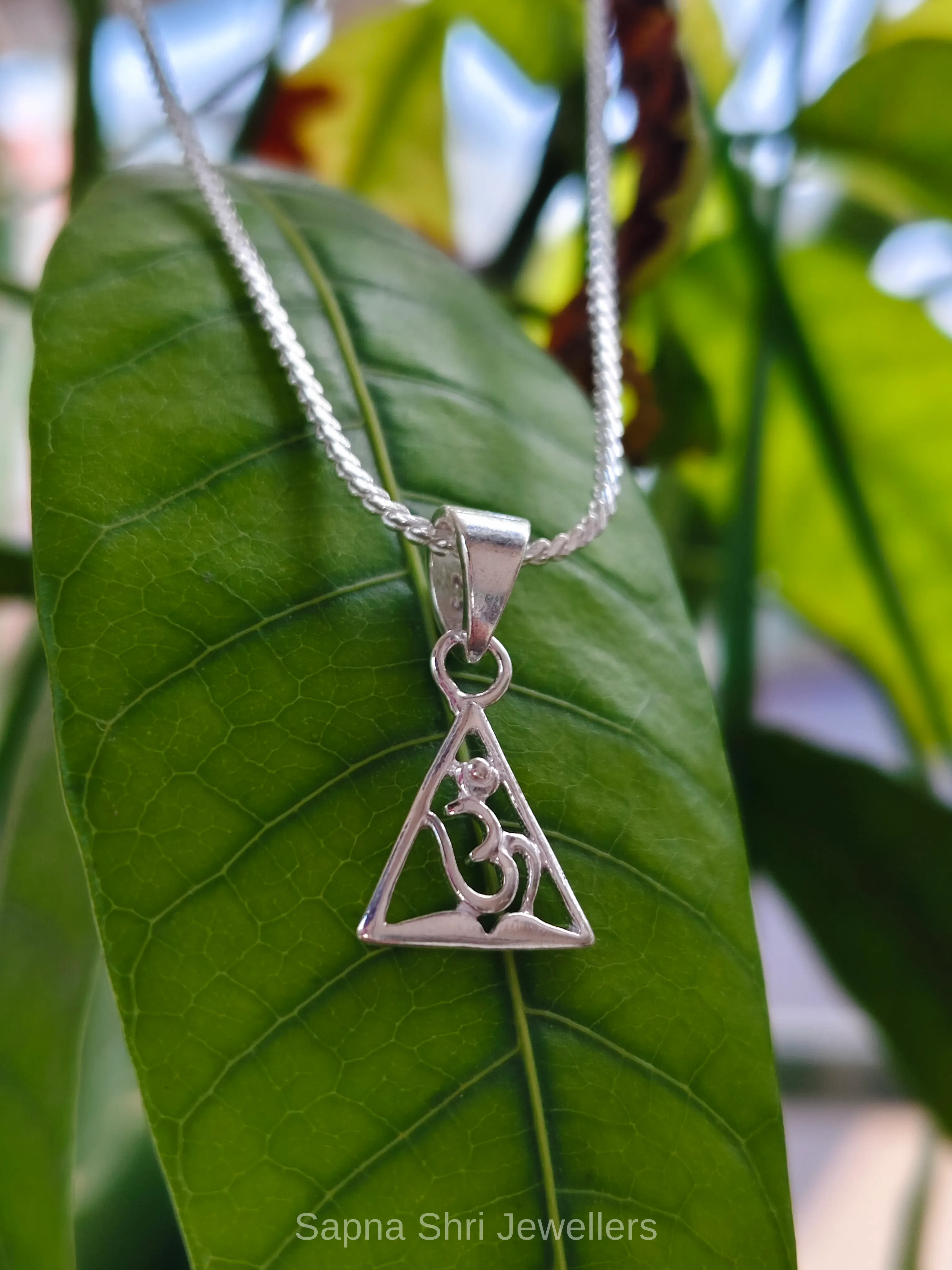 Om Symbol Silver Pendant for Men And Women thumbnail 3