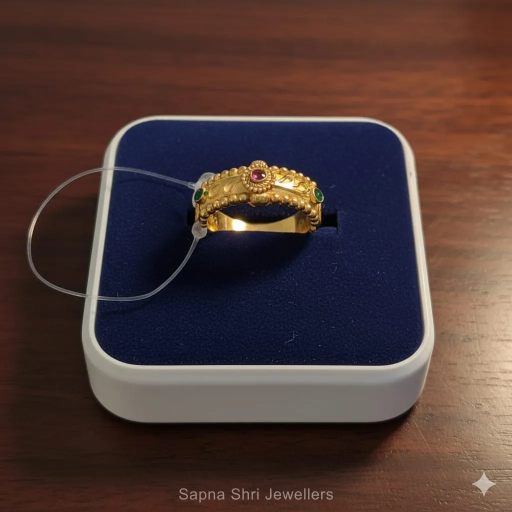 Ladies Ring thumbnail 2