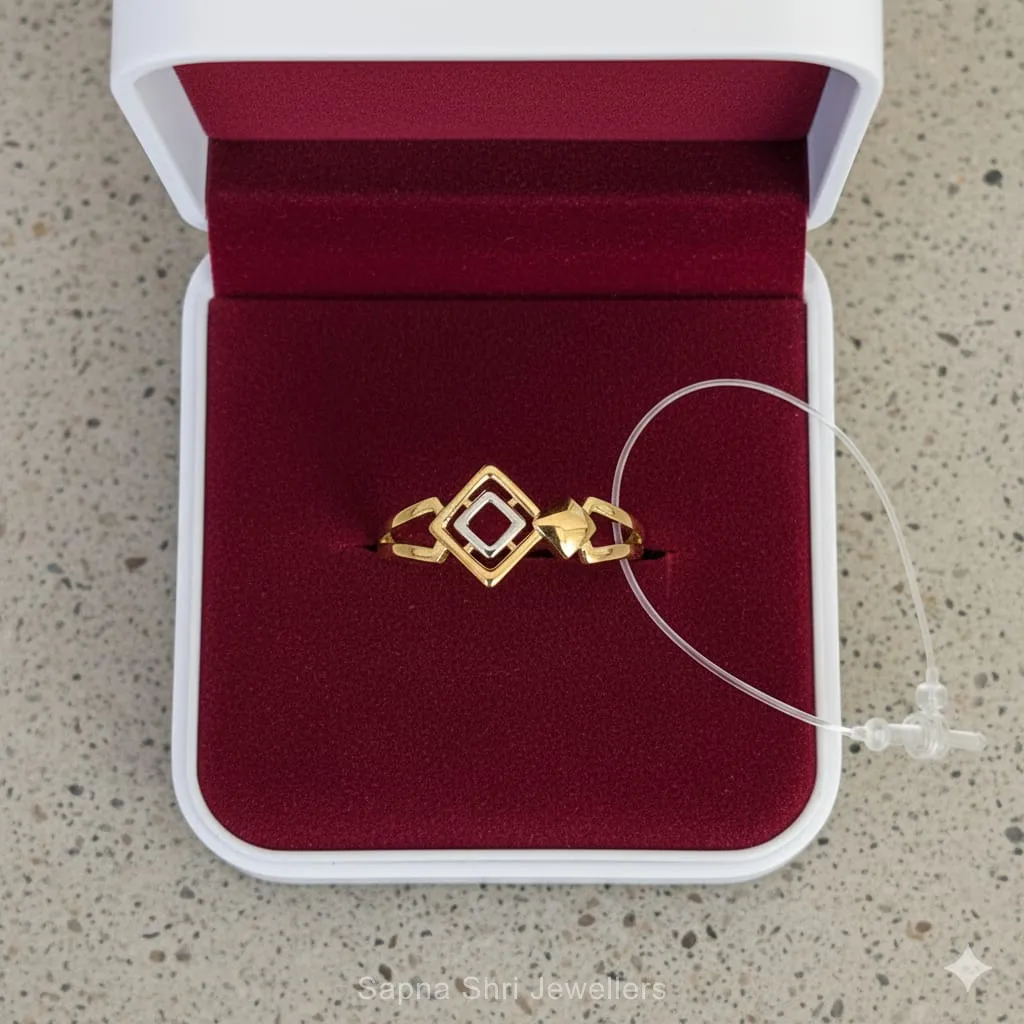 Ladies Ring thumbnail 2