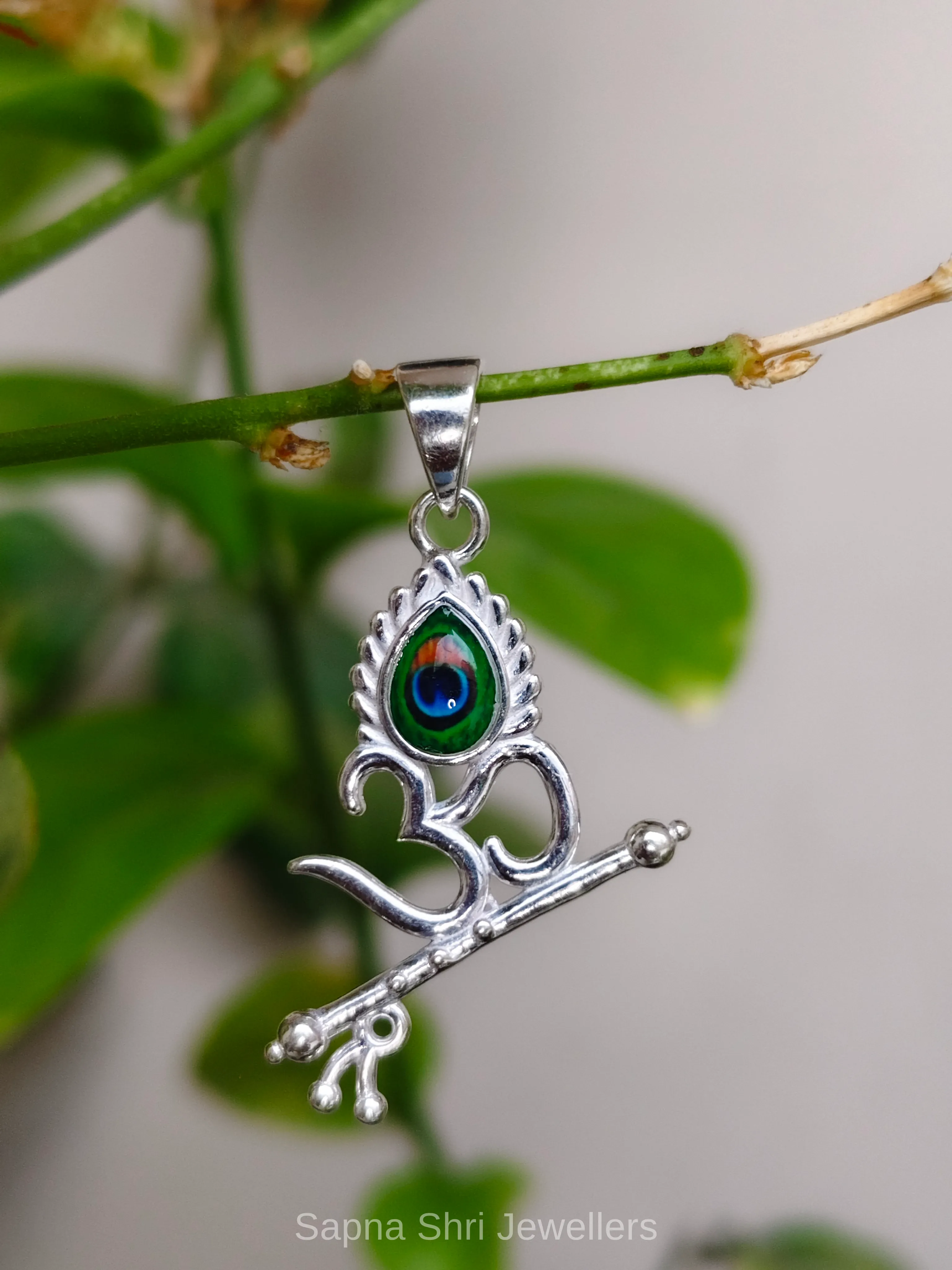Om Trishul Damru Peacock Feather Silver Pendant thumbnail 3
