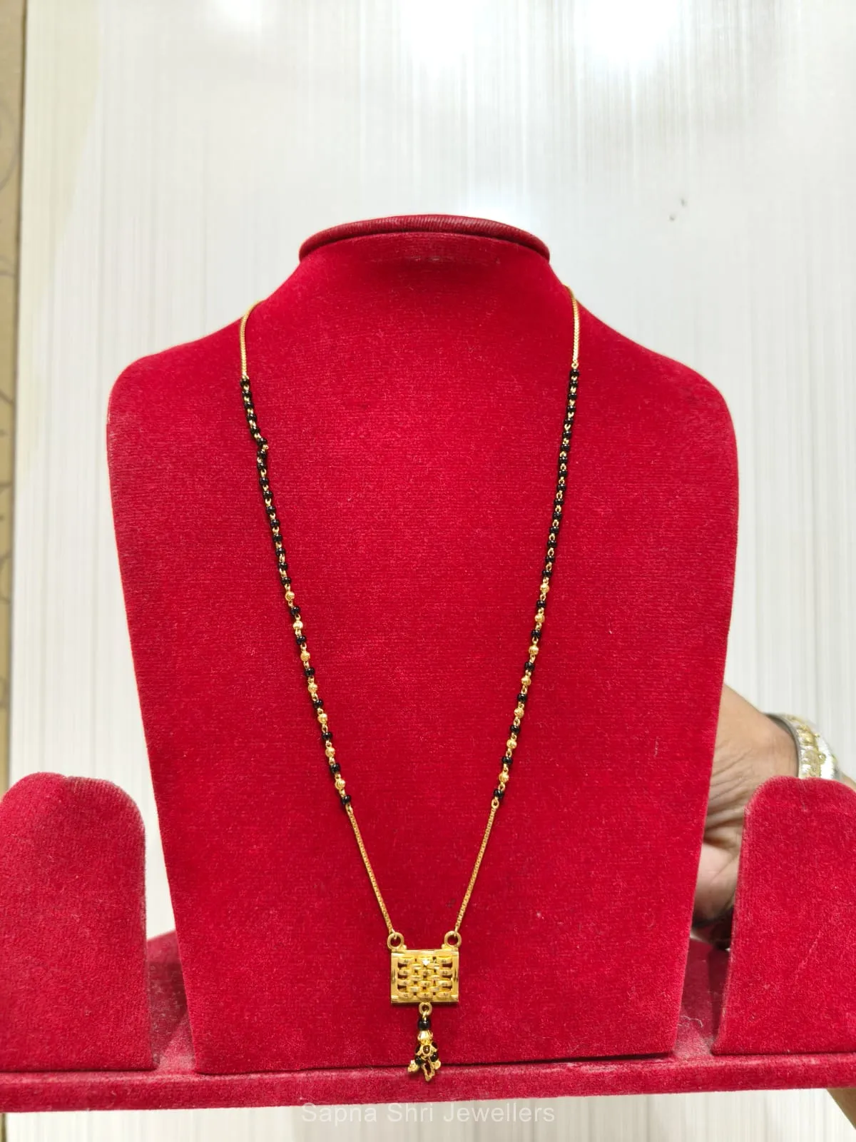 MangalSutra Pandle | मंगलसूत्र का पेंडल thumbnail 3