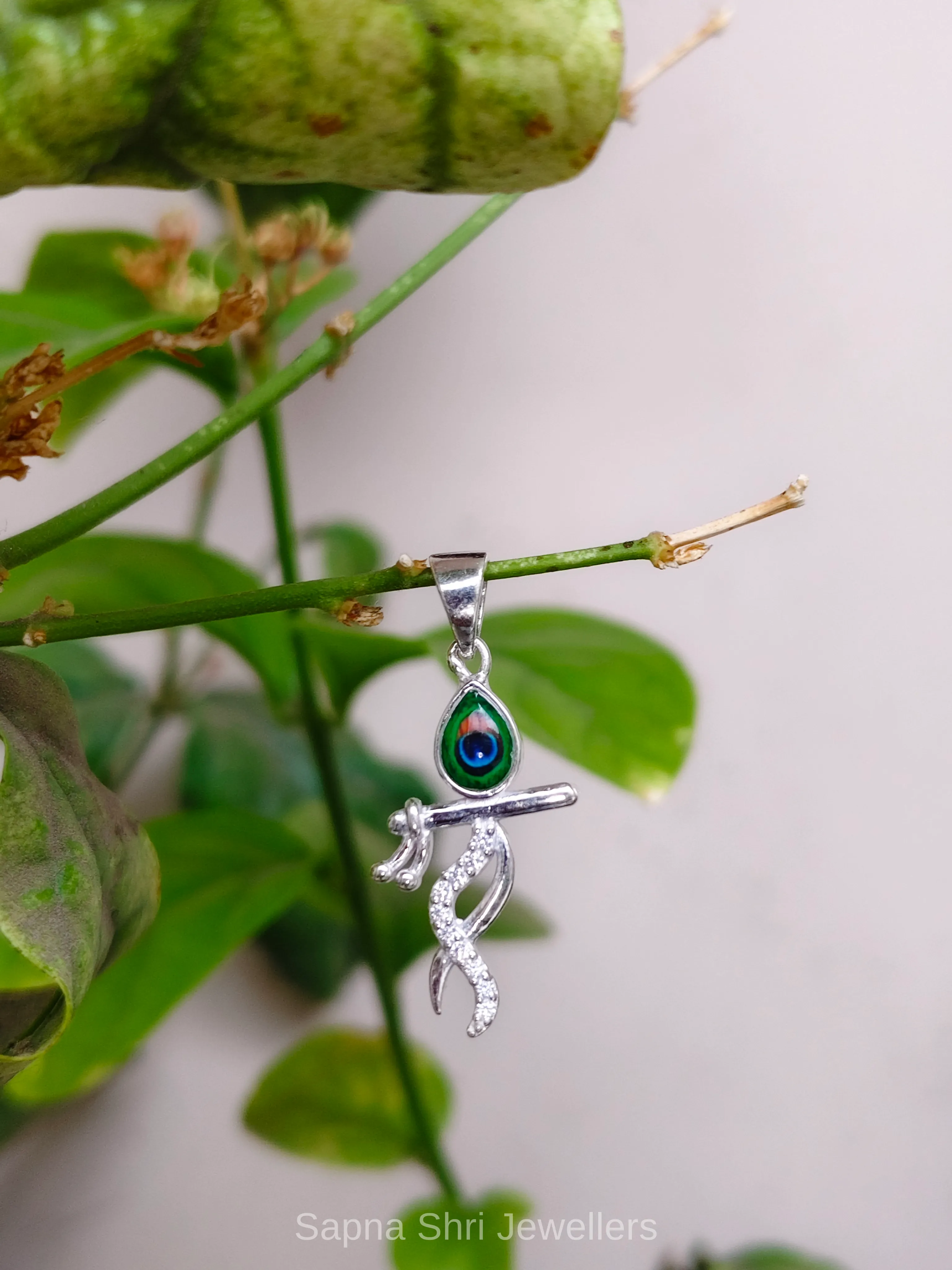 Krishna Silver Pendant Divine Krishna Jewellery for Gifting thumbnail 3