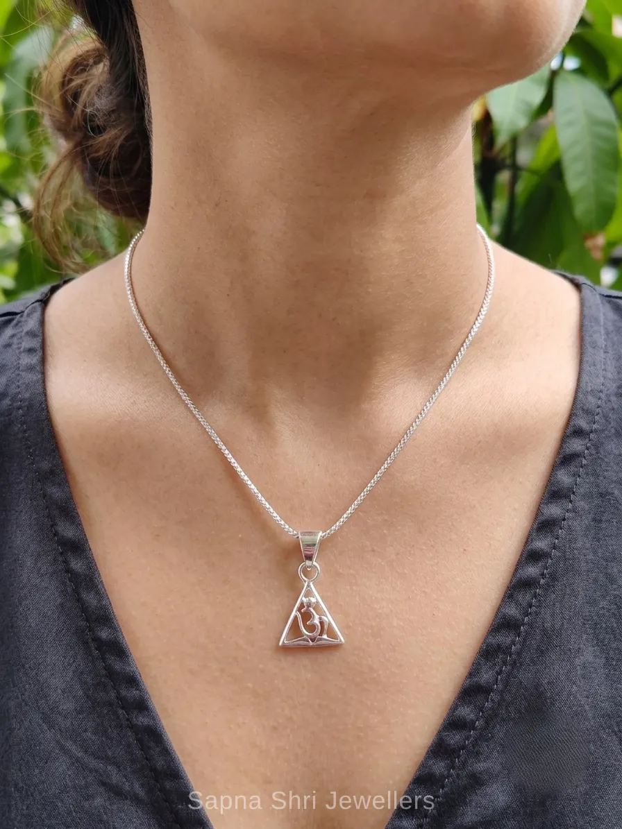 Om Symbol Silver Pendant for Men And Women thumbnail 2