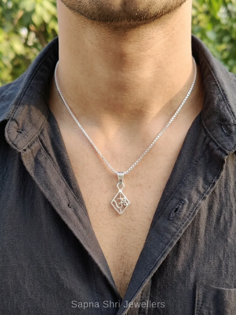Om Symbol Minimalist Silver Pendant thumbnail 3