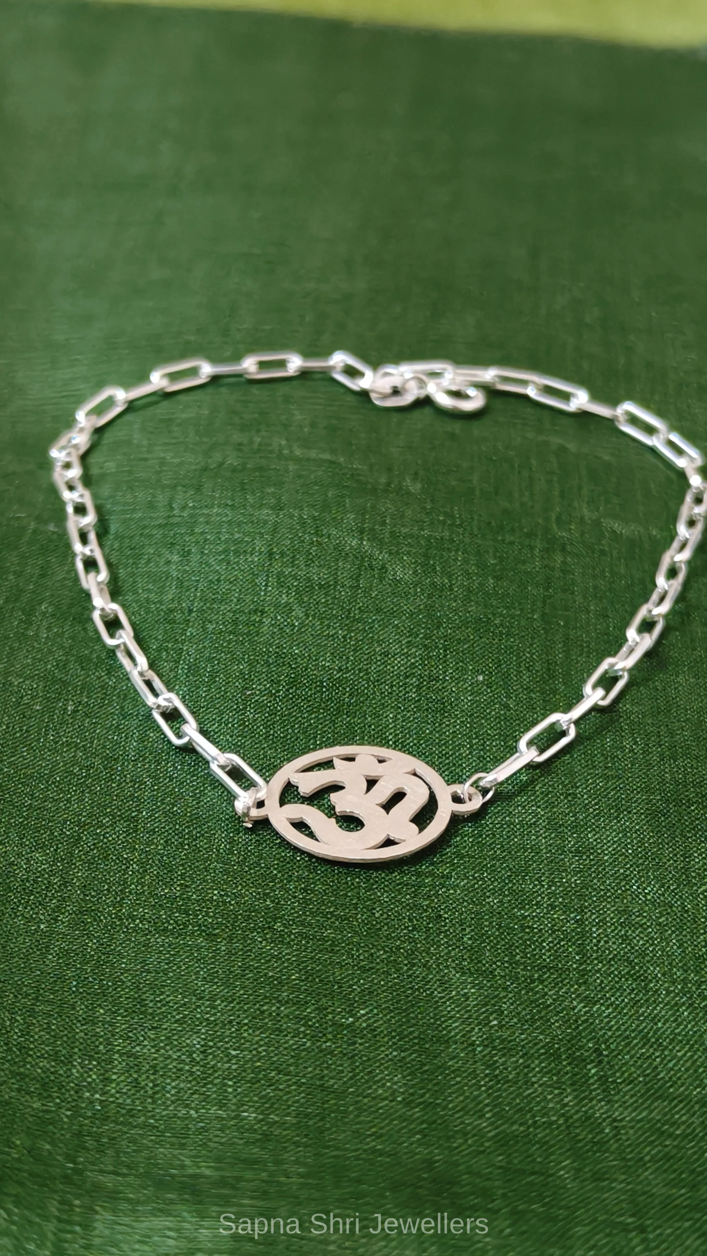 Om Symbol 925 Sterling Silver Rakhi Bracelet thumbnail 3