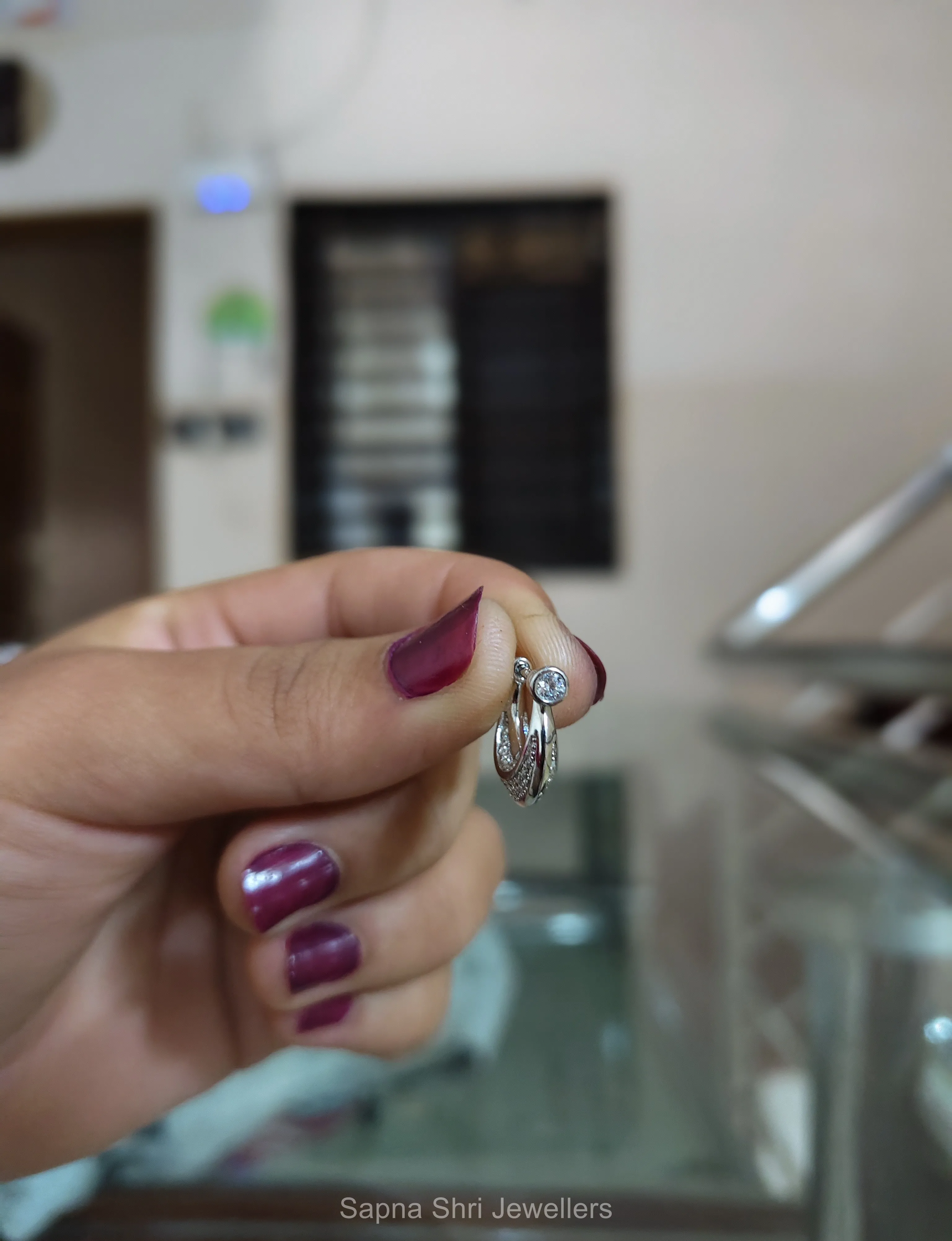 Silver Solitaire Curve Studs thumbnail 3