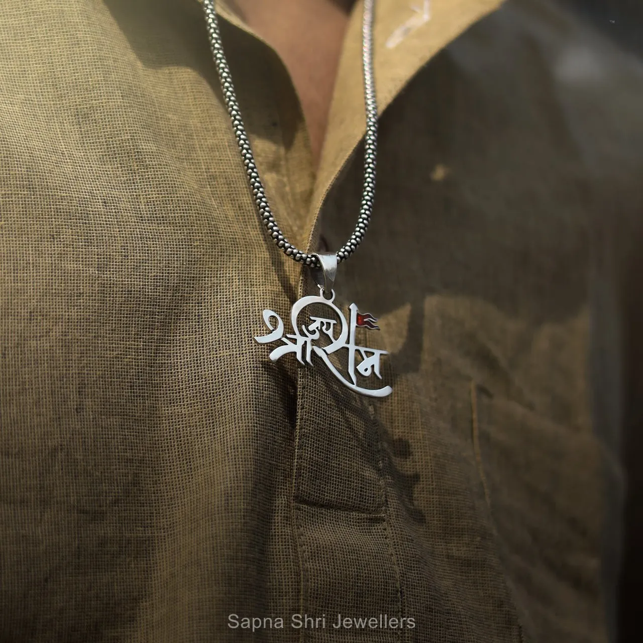 Silver Chain Pandle thumbnail 4