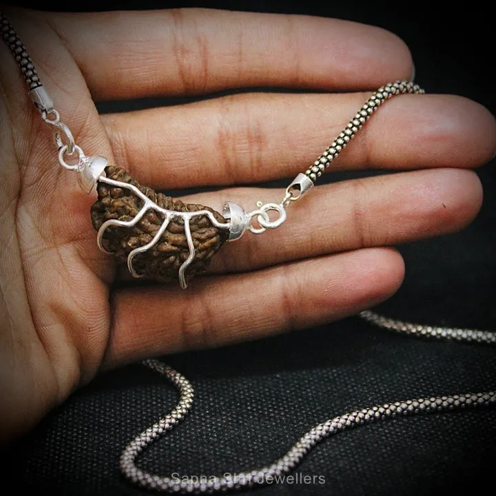 Silver Chain Pandle thumbnail 2