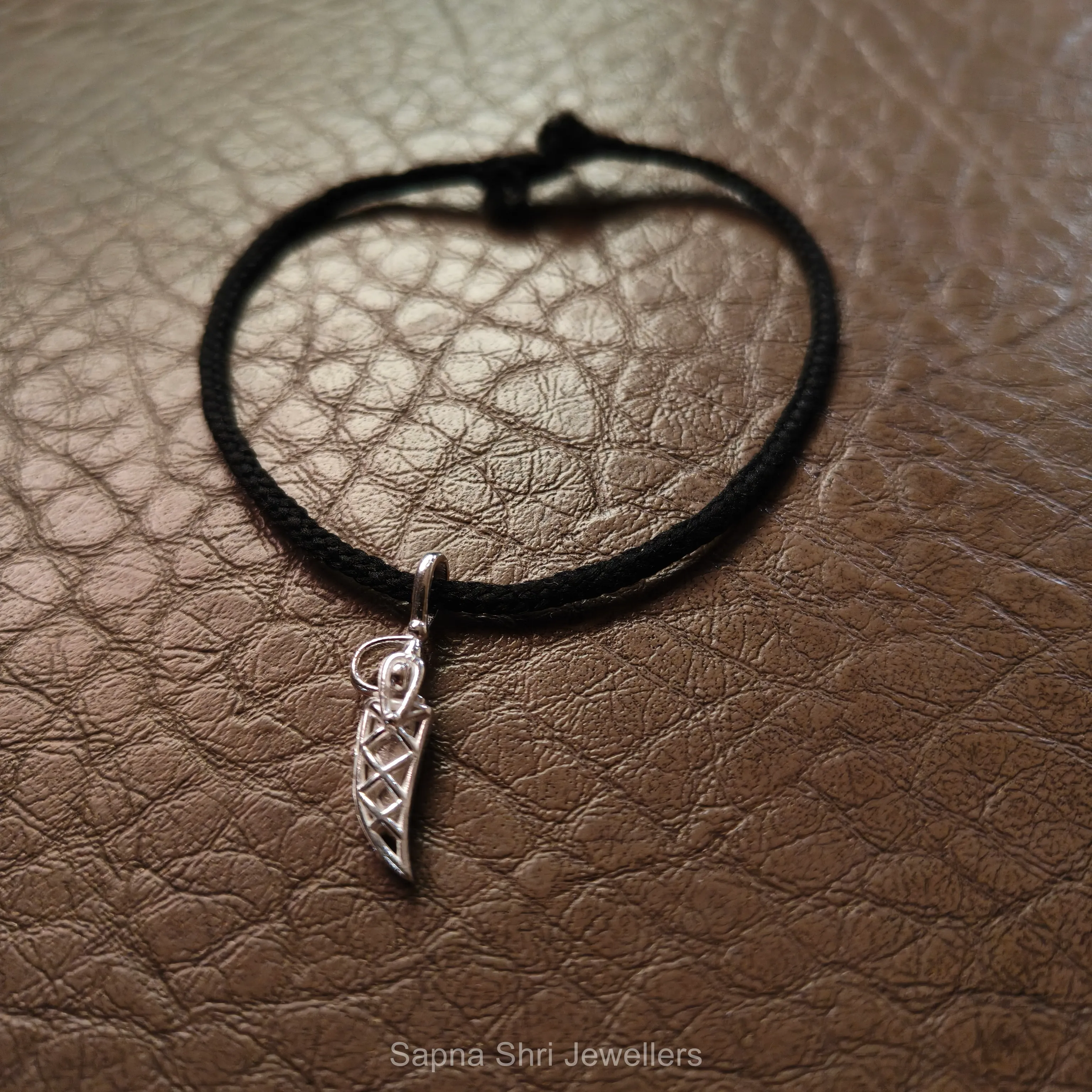 Silver Claw Protection Charm thumbnail 4