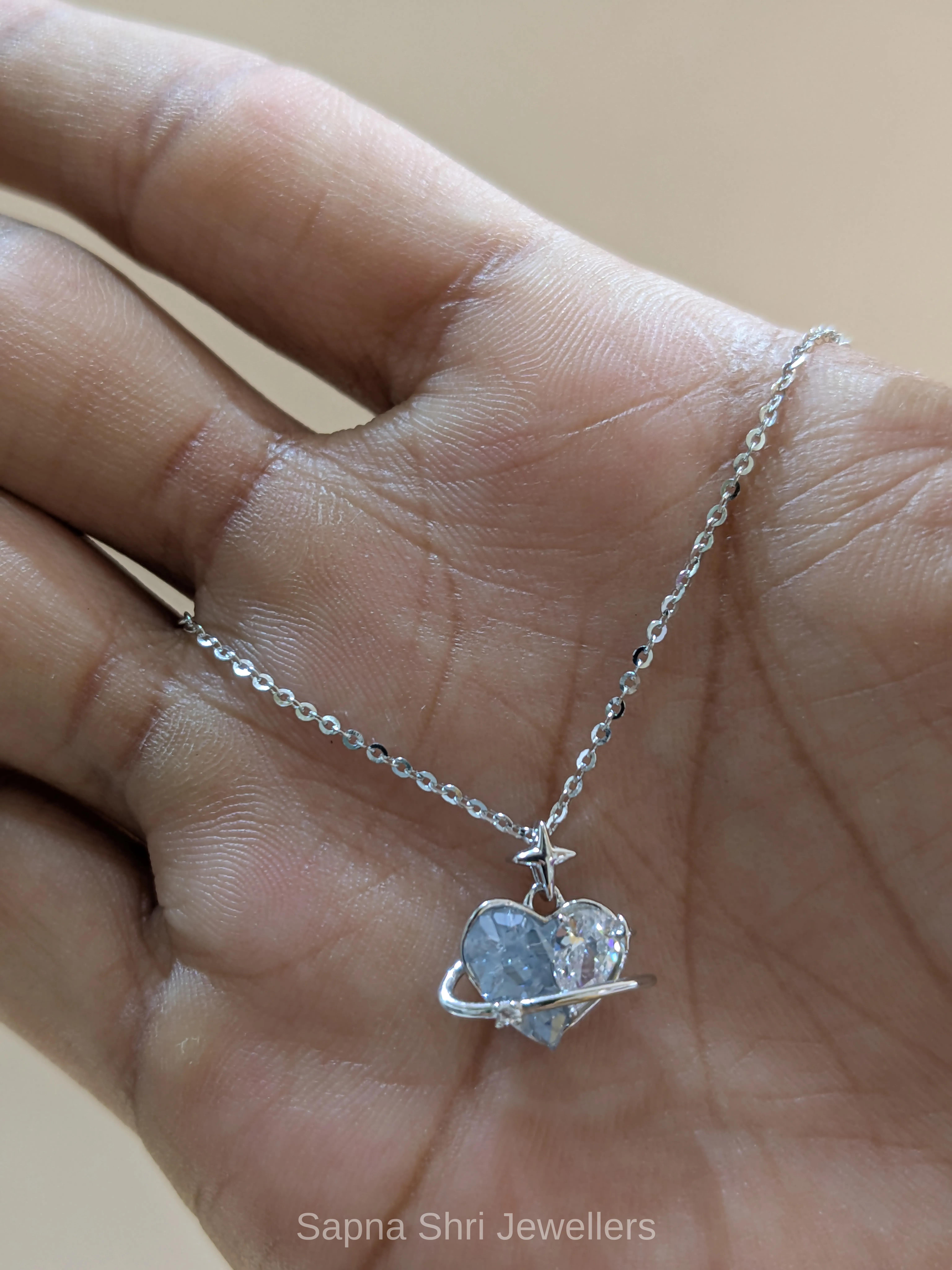 925 Sterling Silver Planet Heart Chain Pendant with Zircon Stones thumbnail 2