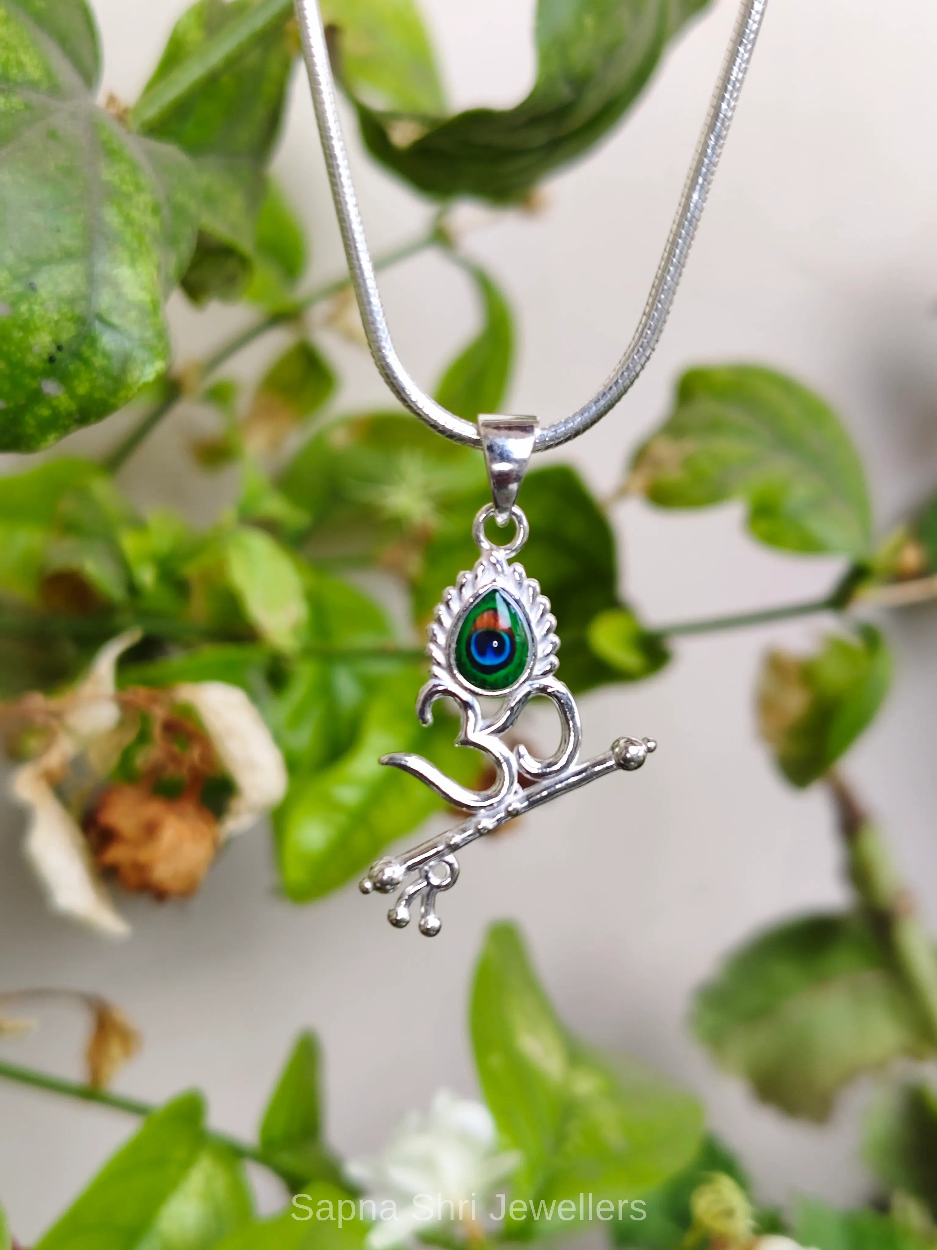 Om Trishul Damru Peacock Feather Silver Pendant thumbnail 4