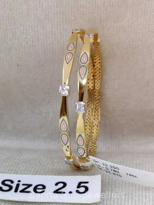 Gold bangles | सोने की चूड़ी