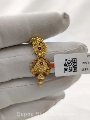 Gold Earing | ईयरिंग