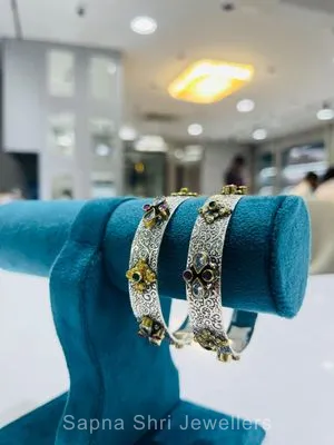 Silver Bengles | चांदी के कड़े