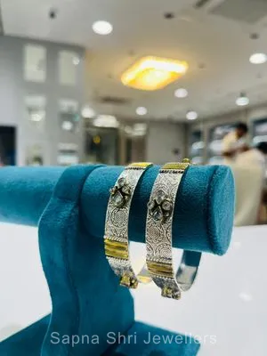 Silver Bengles | चांदी के कड़े