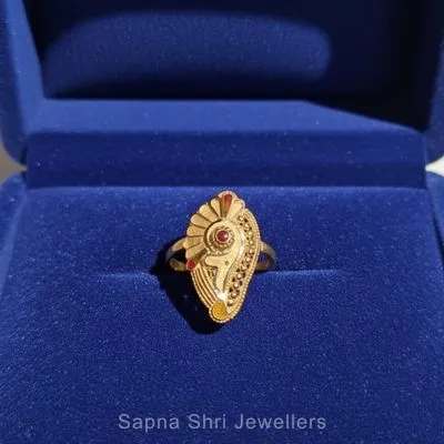 Ladies Ring