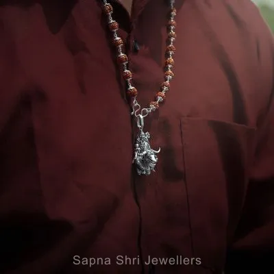 Silver Chain Pandle